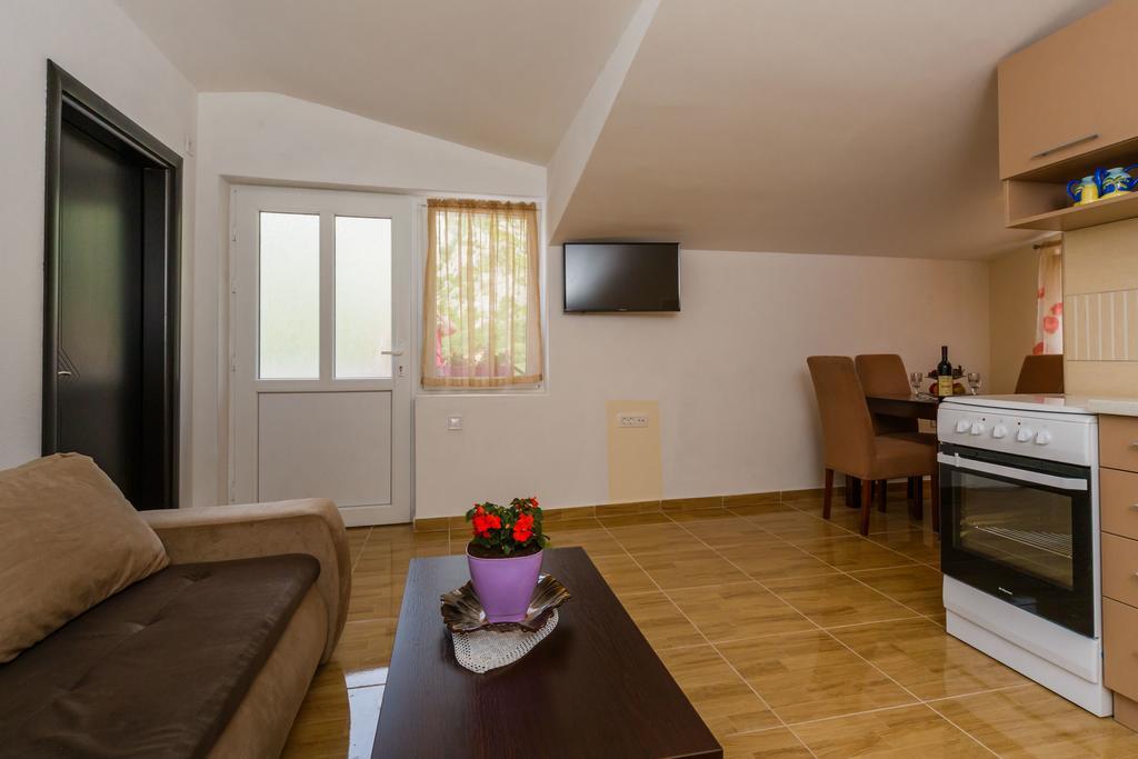 Paradise Bay Apartments Kotor Exterior photo