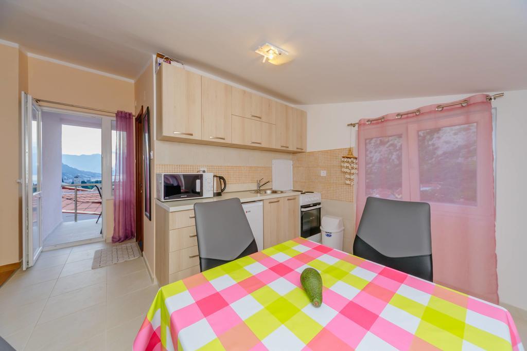 Paradise Bay Apartments Kotor Exterior photo